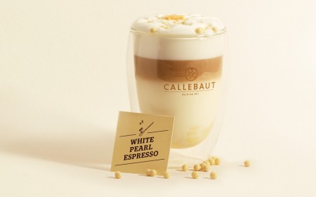 Hot chocolate white pearl espresso
