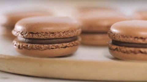 Demonstration video<span>Macaron au Chocolat Noir</span>
