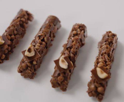 Demonstration video<span>Milk Chocolate Rochers</span>