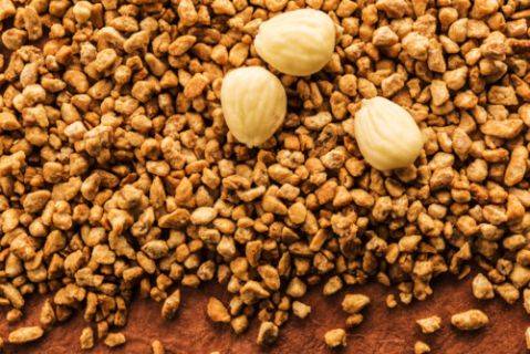 Chopped blanched almond sablage