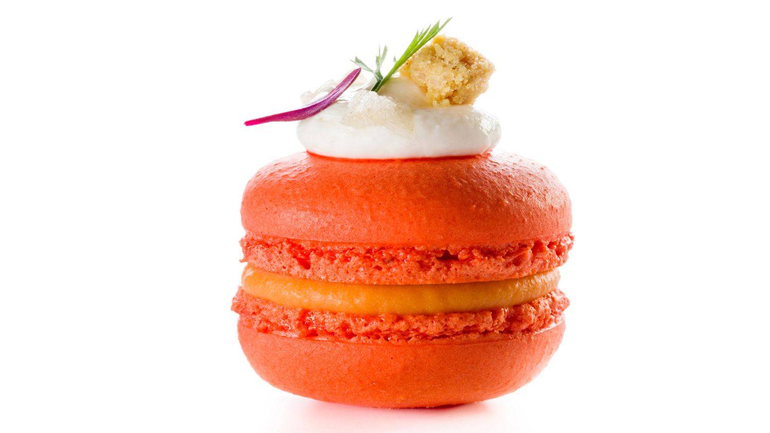 Carrot and Zéphyr™ macaron