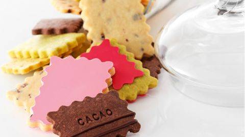 DECADENT SHORTBREAD