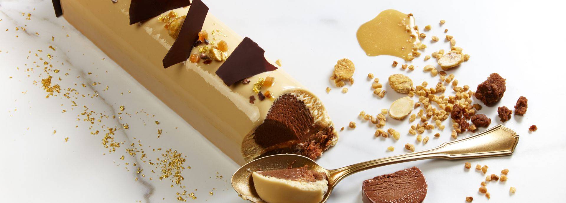 Xmas yule log with chocolate parfait