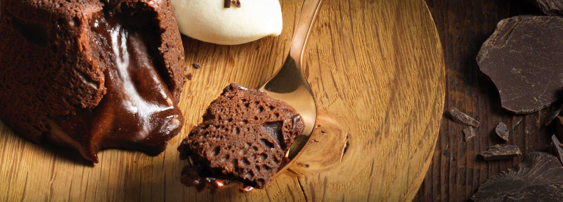 Dark chocolate pastry cream